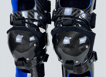 Облегченные карбоновые брейсы YamiCustoms спереди