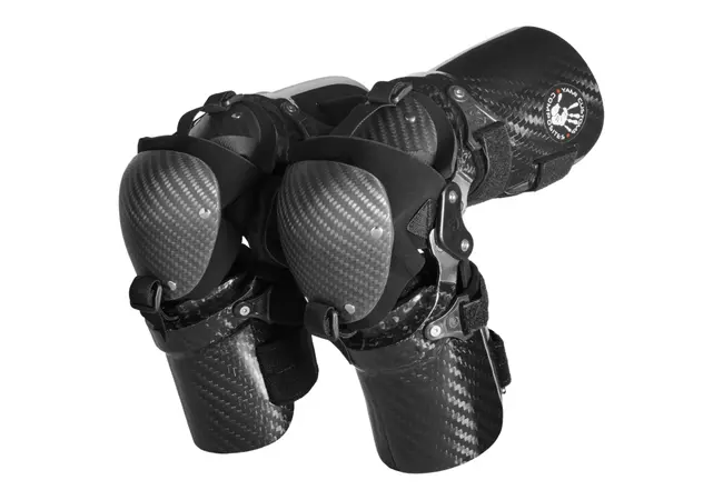 Карбоновые брейсы с титановым шарниром Ями кастомс